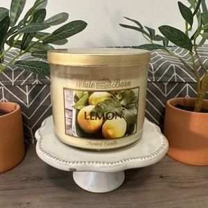 Brand new - Bath & Body Works 3-Wick candle